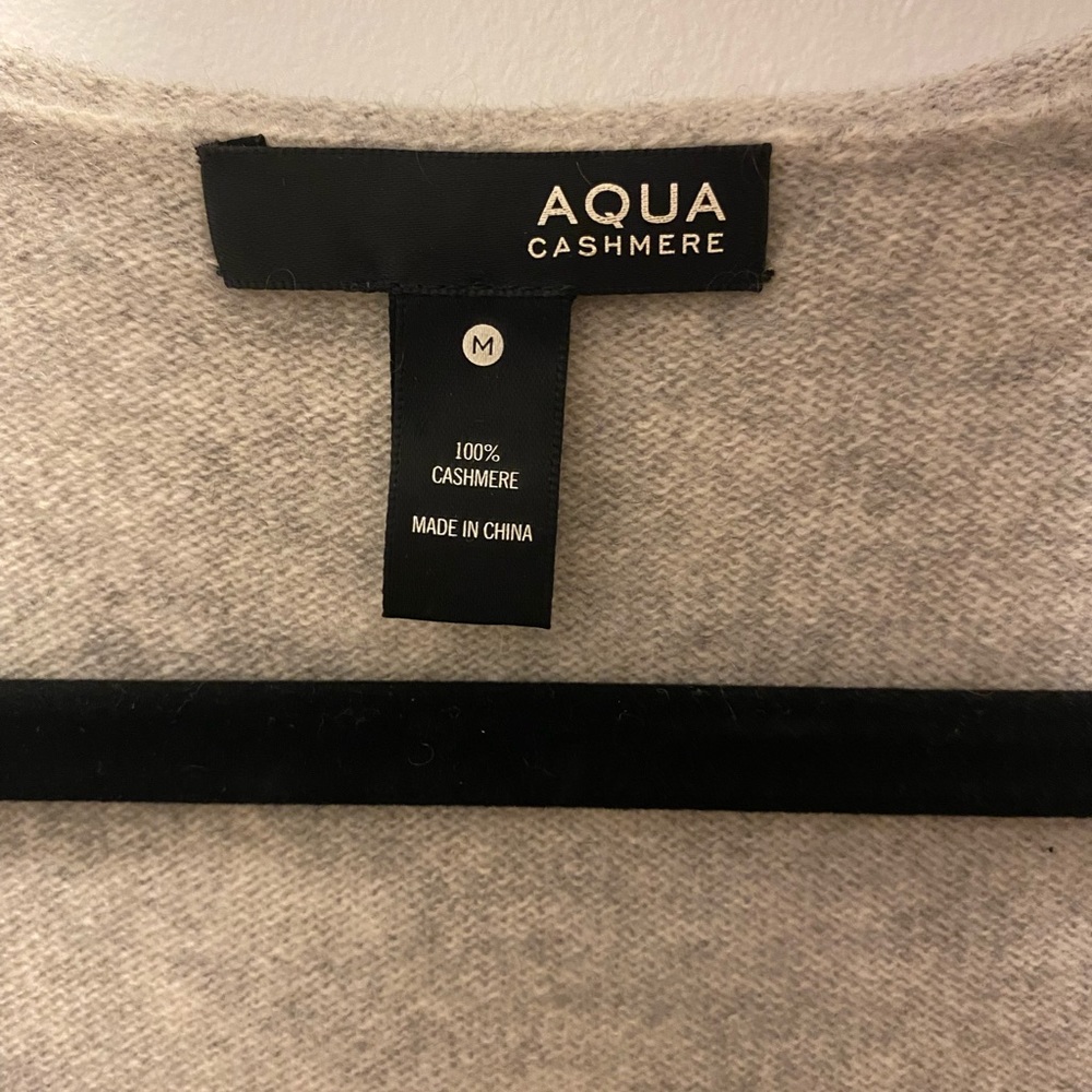 Aqua cut-out grey cashmere sweater - Picture 2 of 4
